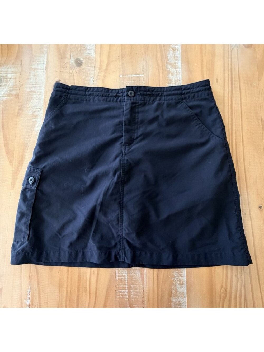 Patagonia Black Skort Size 8 Cargo pockets Drawstring Gorp Outdoors Activewear